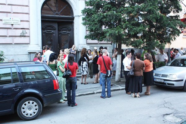 Aproape 63% dintre candidaţi au picat la titularizare 99219