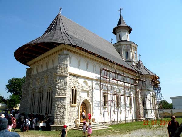 „Sfânta Maria Magdalena este cea care aduce în faţa credincioşilor pocăinţa“ 99257