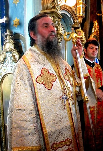 Resfinţire de biserică în localitatea doljeană Poiana Mare 99326