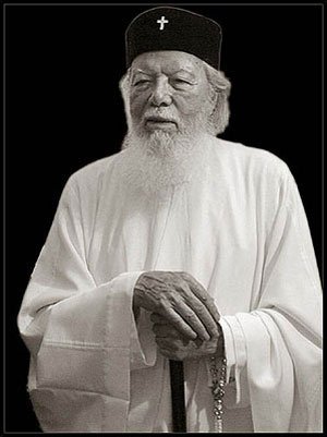 Slujbe de pomenire pentru patriarhii Teoctist şi Iustin 99342