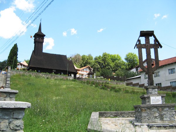 Lăcaşul lui Horea, în slujba oltenilor din Olăneşti 99420