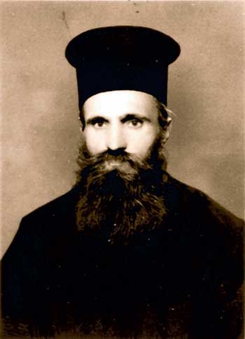 Românul înveşmântat în straiele sfinţeniei (I) 99461