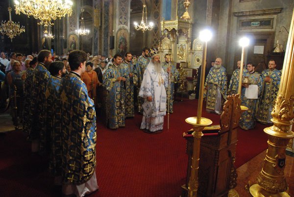 „Dacă nu iertăm aproapelui nostru, atragem asupra noastră neiertarea lui Dumnezeu“ 99538