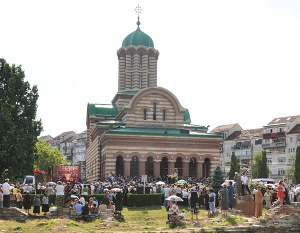 Sfântul Ierarh Nifon - păstor înţelept şi grabnic ajutător 99558