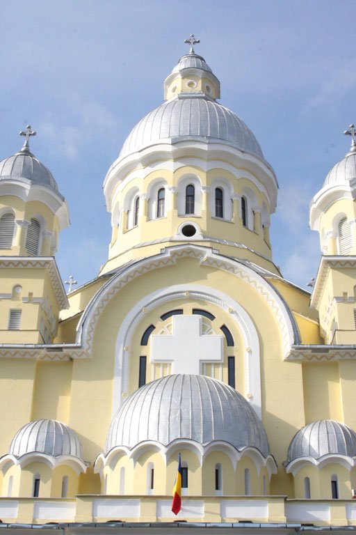 Hramuri în Episcopia Caransebeşului 99631