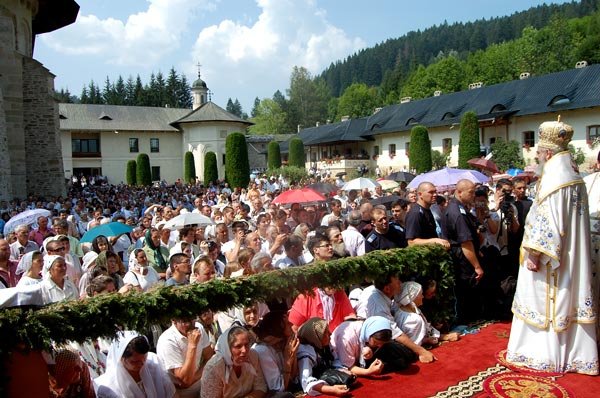 Hramul Mănăstirii Putna, moment istoric 99650
