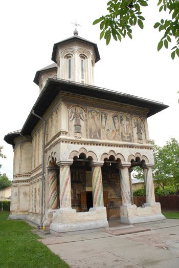 Tradiţie, cultură şi filantropie 99659