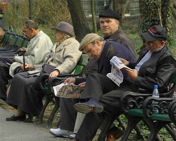 Românii, mai pesimişti de la an la an 99781