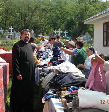 Acţiuni caritabile în Episcopia Huşilor 99860