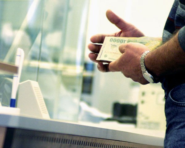 BNR, îngrijorată de datoriile românilor 99869