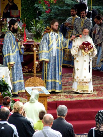 Mănăstirea Secu, candelabru de sfinţi 99948