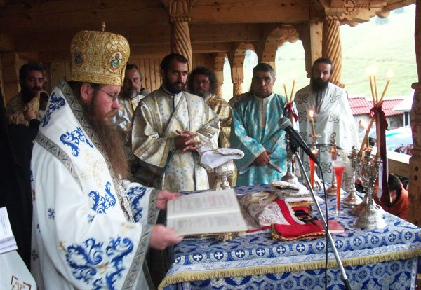 Hramul Mănăstirii Făgeţel 99975