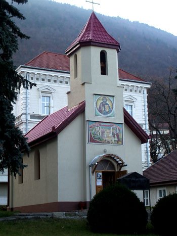 Hram la biserica Spitalului Militar 100041