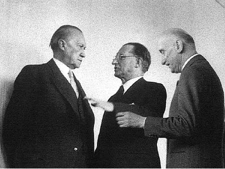 Vigoarea societăţii şi non-ingerinţa statului 100079