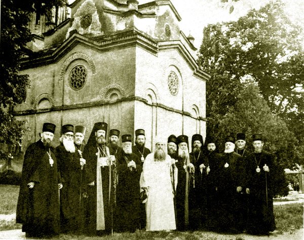Patriarhul Justinian Marina, în vizită la Patriarhia Serbiei 100121