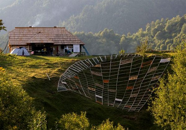 Muzeul din pădurea îmblânzită de artişti 100147