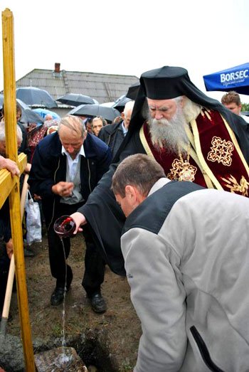 Sfinţirea locului de biserică din parohia Mărgineni II 100130