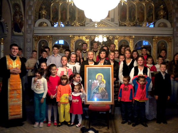 Imne şi poezii dedicate Maicii Domnului la Moniom 100210