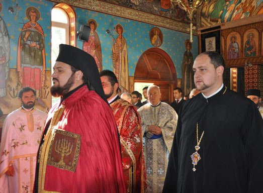 Biserica din Zalha a fost sfinţită 100254