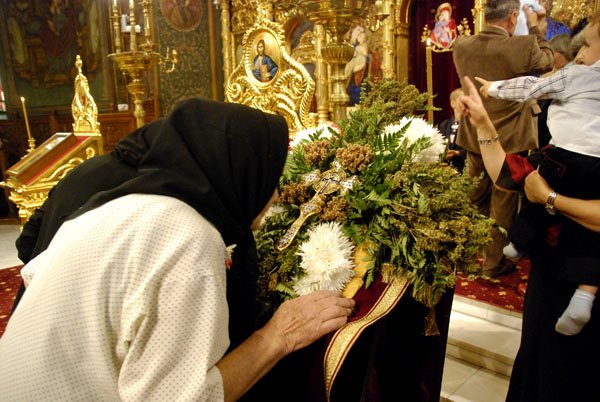 Semnul iubirii smerite şi atotputernice 100244