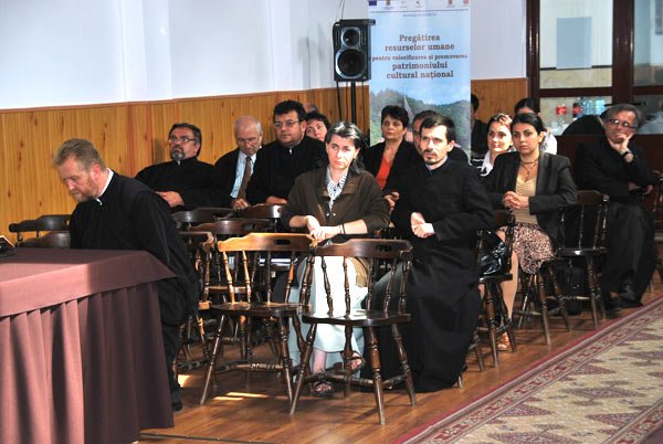 Simpozionul „Mehedinţi - istorie, cultură şi spiritualitate“, la final 100445