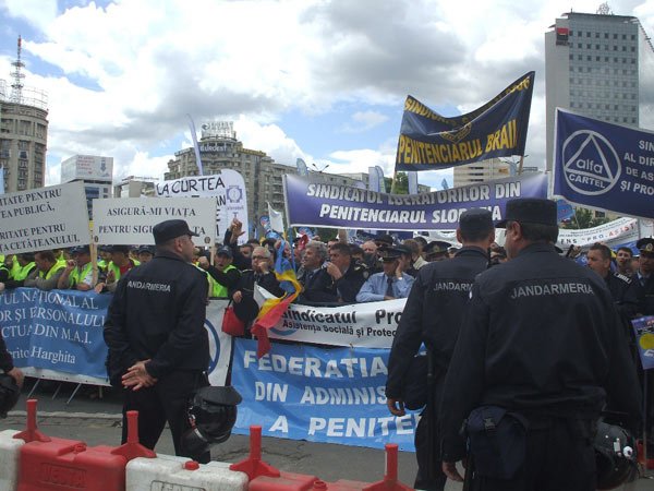 Conducerea MAI anunţă concedieri 100466