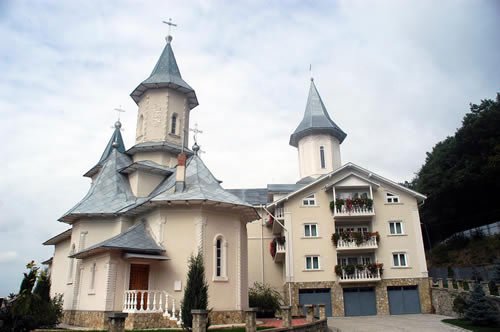 Mănăstirea Tisa Silvestri, în prag de sărbătoare 100461