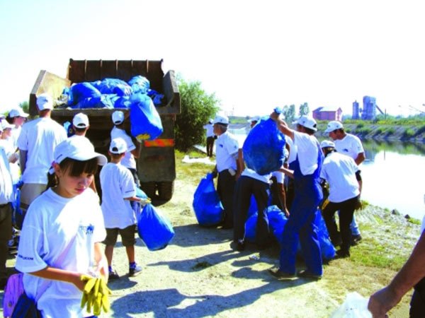 Proiect de ecologizare pentru 16 localităţi doljene 100465