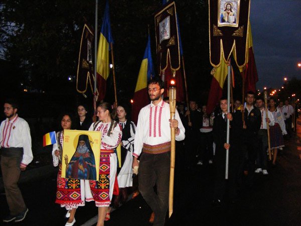 Ascorişti olteni, în pelerinaj la mănăstirile vâlcene 100558