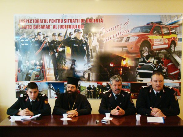 Credincioşii, preveniţi de riscul de incendiu 100575