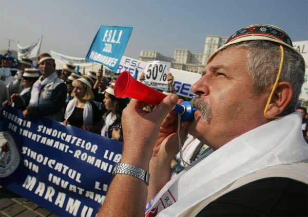 Profesorii ies în stradă 100668