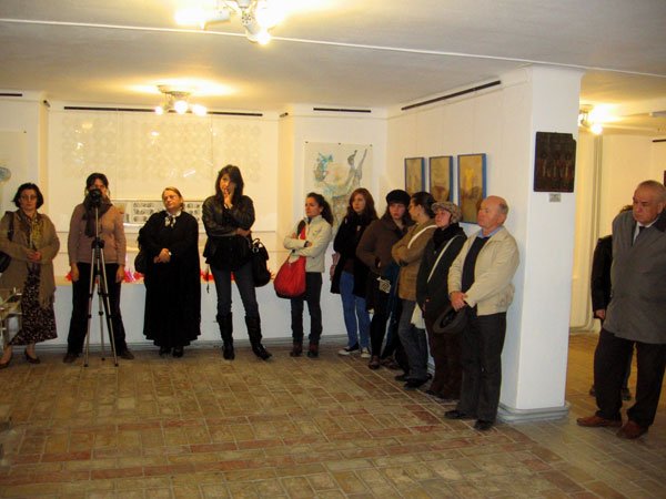 Expoziţie despre îngeri la Catedrala din Timişoara 100720