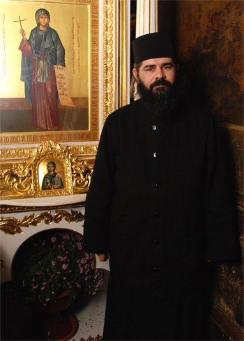 Nenumărate sunt minunile Cuvioasei Maicii noastre 100884