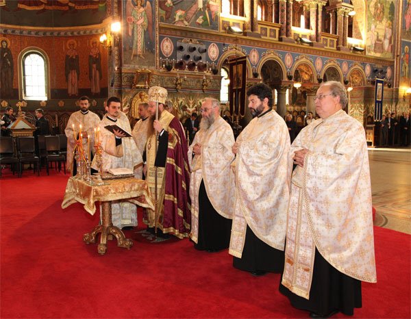 Te Deum la Sibiu pentru Mitropolitul Ardealului 100890