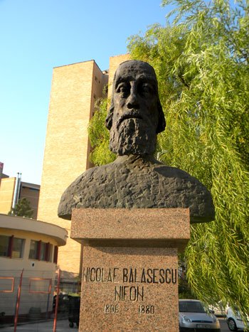 Ieromonahul Nifon Bălăşescu 100919