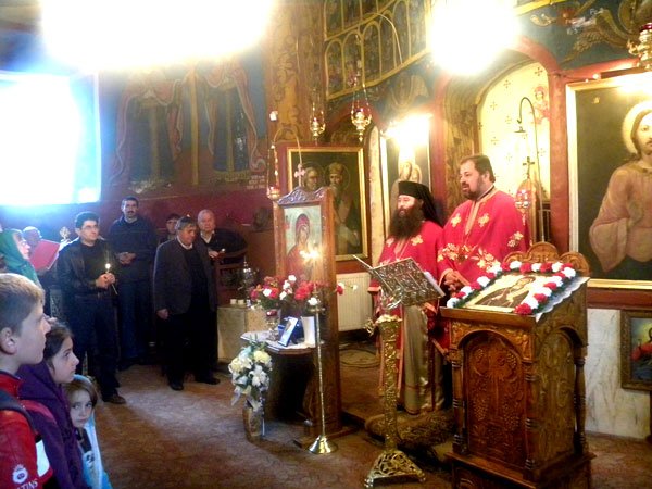 Sfânta Parascheva, cinstită la Mănăstirea Popânzăleşti 100944