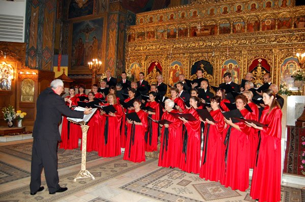 Corul „Armonia“ din Arad reprezintă Banatul la faza naţională a concursului „Lăudaţi pe Domnul“ 100984