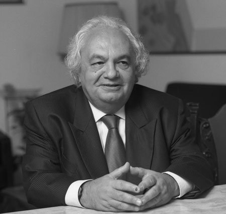 Basarab Nicolescu conferenţiază la Bucureşti 101035