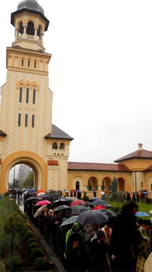 Cinstirea Sfinţilor Ardealului la Alba Iulia 101098