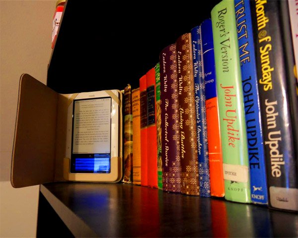 Colocviile „Scrisul românesc“, despre viitorul cărţii 101214