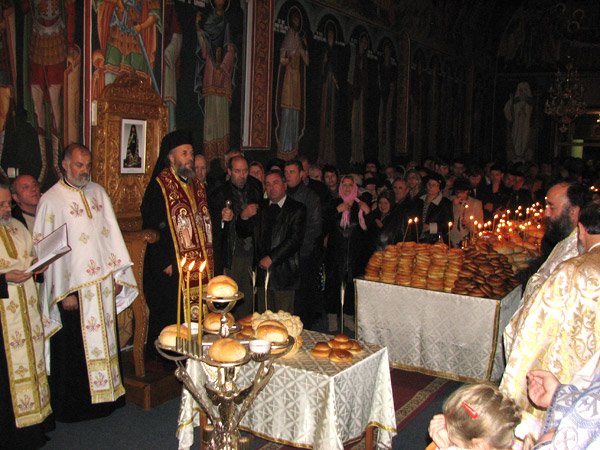 Hramul Sfântului Mare Mucenic Dimitrie la Galaţi 101212