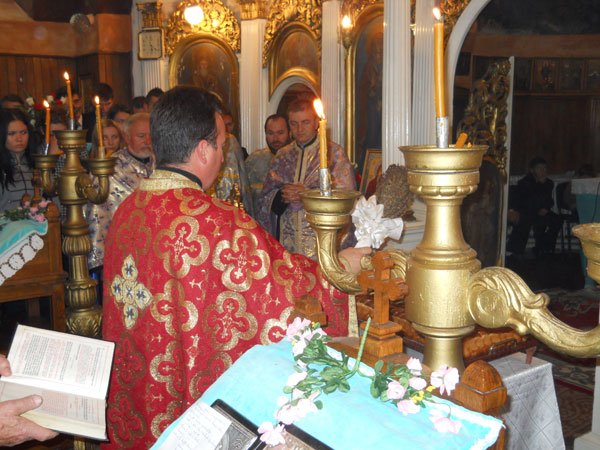 Sărbătoare la parohia din Curtici 101191