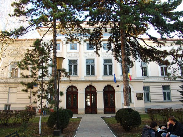 O comuniune a educaţiei şi spiritualităţii 101253