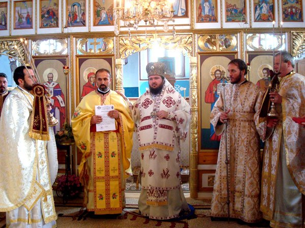 Sfinţirea bisericii din Cenaloş 101272