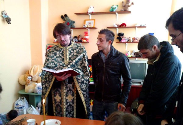 Saloanele Spitalului de Urgenţă din Craiova, sfinţite 101347