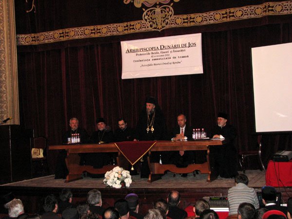 Conferinţe în eparhii dedicate Autocefaliei româneşti 101383