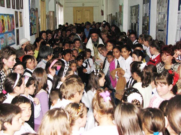 Prăznuire la Mănăstirea Metoc din Galaţi 101503