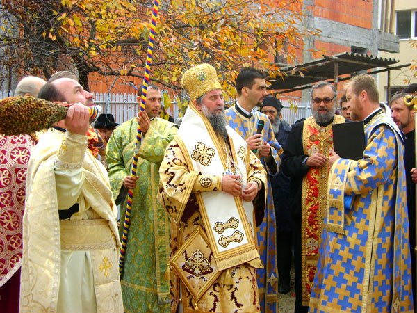Paraclis închinat „Sfinţilor Arhangheli“ în Cetatea Băniei 101532