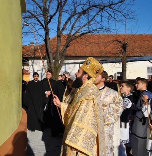Binecuvântarea bisericii din Naidăş după 100 de ani de la ctitorire 101691