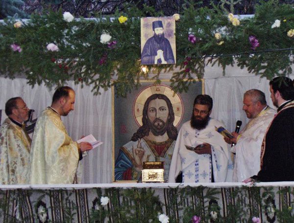 Sfântul Ioan Iacob a poposit printre botoşăneni 101829